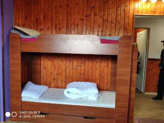 Мини-отель Hostel Vokzal Мукачево Спальное место на двухъярусной кровати в общем номере для мужчин и женщин-2